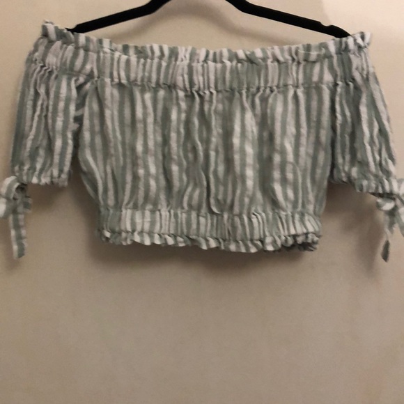 Favlux off the shoulder crop top - Picture 2 of 6